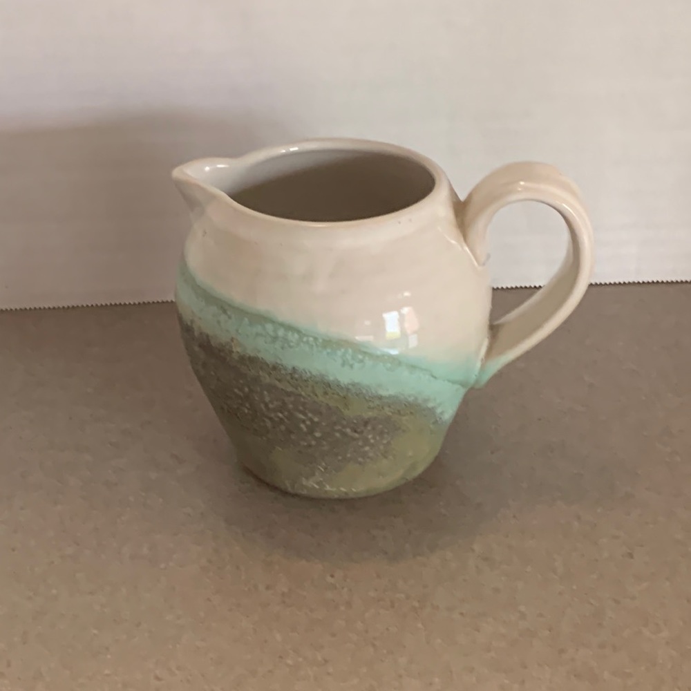 Oh Gussie Paw Paw Pitcher